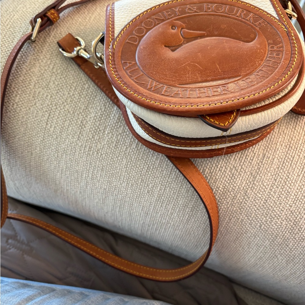 Dooney & Bourke Cream and Brown Crossbody Bag - Picture 3 of 6